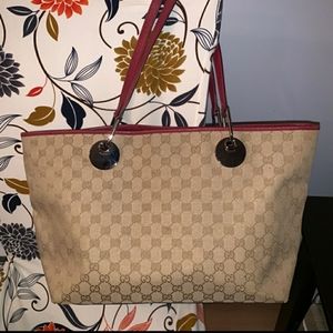 SOLD! Gucci tote bag